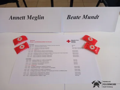 Foto zur Meldung: Gemeinsame Weiterbildung von Feuerwehr und DRK