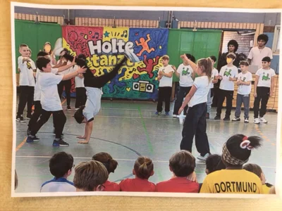 Holte tanzt - Aufführung begeistert Kinder und Erwachsene