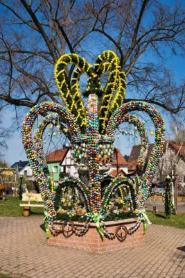 Meldung: Der Osterbrunnen in Großpösna