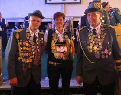 LBZ-Königsschießen in Bühren (Bild vergr&ouml;&szlig;ern)