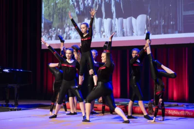 Viel Applaus erhielten die jungen Sportlerinnen und Sportler der Turngemeinschaft Wittenberge I Foto: Jens Wegner (Bild vergr&ouml;&szlig;ern)