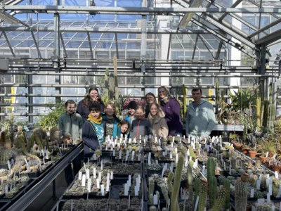 Die Jungen Naturwächter besuchten den Botanischen Garten (Bild vergr&ouml;&szlig;ern)