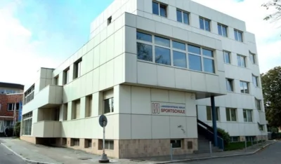 Der Veranstaltungsort: Die Sportschule des LSB am Priesterweg 4, schräg gegenüber der Inter-Geschäftsstelle (Bild vergr&ouml;&szlig;ern)