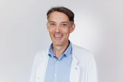 Dr. med. Patrick Löhr, Chefarzt der Orthopädie und Unfallchirurgie des Evang. Klinikums Westerwald (EKW), Leiter des zertifizierten Endoprothetikzentrums der Maximalversorgung (EPZ max.) (Bild vergr&ouml;&szlig;ern)