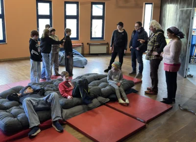 Actionspiele in den Osterferien mit neuer Jugendarbeiterin (Bild vergr&ouml;&szlig;ern)