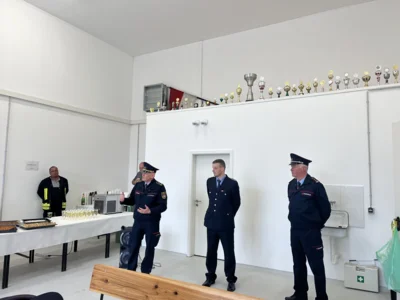 Einweihung des neuen Gerätehauses in Halenbeck