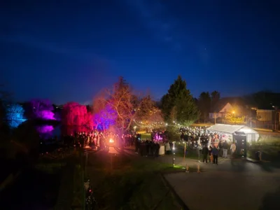 Ein Kessel buntes (Bild vergr&ouml;&szlig;ern)