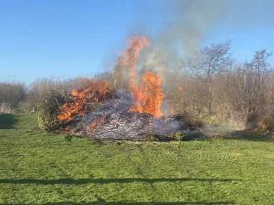 Osterfeuer 26 (Bild vergr&ouml;&szlig;ern)