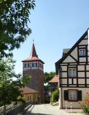 Hoch über den Dächern der Bierstadt: Stadt Kulmbach bietet beliebte Führung „Kulmbacher Turmgeschichten“ ab 11. April 2026 an (Bild vergr&ouml;&szlig;ern)