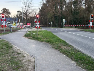 Nachgefragt: Warum ist die Schranke in Wilhelmshorst so häufig geschlossen? (Bild vergr&ouml;&szlig;ern)