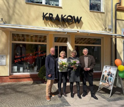 Jens Knauer (I), Christa Krakow (2.v.I), Gabriele Braband und Dr. Oliver Hermann I Foto: Gabriele Hahn (Bild vergr&ouml;&szlig;ern)
