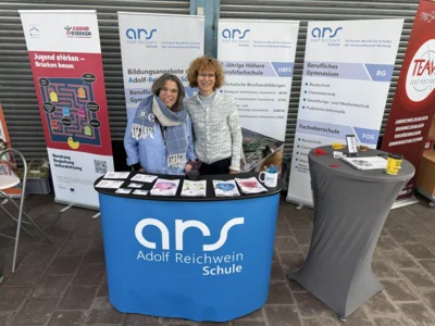 ARS auf der Ausbildungsmesse in Kirchhain (Bild vergr&ouml;&szlig;ern)