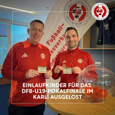 Das sind unsere Einlaufkinder für Das U19-DFB-Pokal-Finale im KarLi (Bild vergr&ouml;&szlig;ern)