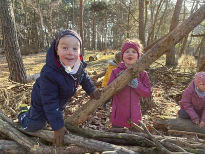 Waldtag in der Kita (Bild vergr&ouml;&szlig;ern)