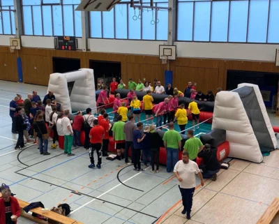 Zweites inklusives Menschen-Kicker-Turnier in Helmstedt setzt starkes Zeichen für gelebtes Miteinander (Bild vergr&ouml;&szlig;ern)