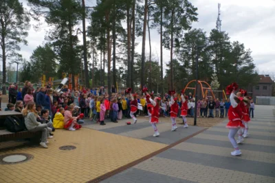 Eröffnung Grundschule (Bild vergr&ouml;&szlig;ern)