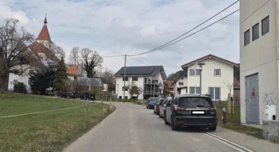 Absolutes Parkverbot im Bereich „Zum Angerhof“ bis Bürgermeister-Zimmer-Straße
