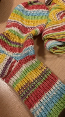 Stricken für den Sockenweltrekord (Bild vergr&ouml;&szlig;ern)