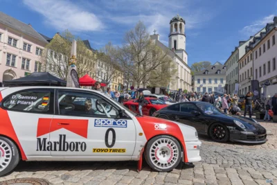 Autos | Mode | bestes Frühlingswetter! (Bild vergr&ouml;&szlig;ern)