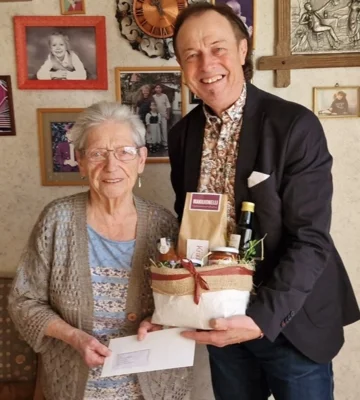 Maria Anna Ruhland feiert 90. Geburtstag (Bild vergr&ouml;&szlig;ern)