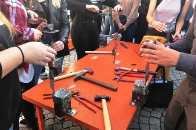 Meldung: Berufsfachschüler besuchen die „AusbildungsVest“