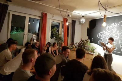 Meldung: Literaturkurs besucht Poetry Slam