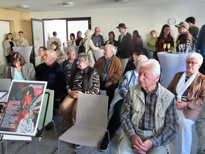 Meldung: Vernissage mit Werken von Else und Hildegard Raithel
