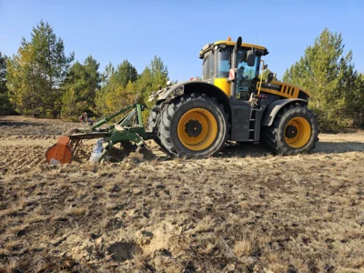 Instandsetzung des Waldbrandschutzsystems in den Wildnisgebieten Jüterbog und Heidehof. Foto: Stiftung Naturlandschaften Brandenburg – Die Wildnisstiftung (Bild vergr&ouml;&szlig;ern)