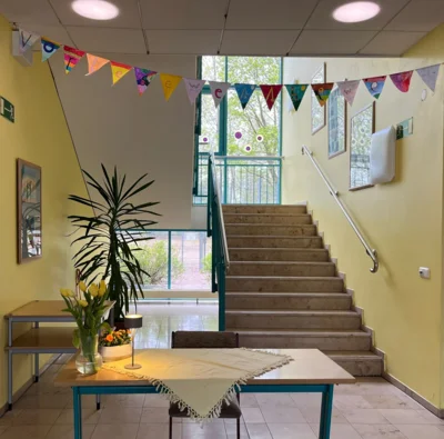 Stimmen, die Geschichten zum Leben erwecken beim Vorlesewettbewerb der Grundschule (Bild vergr&ouml;&szlig;ern)