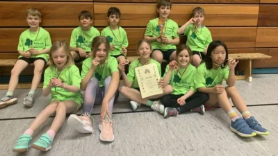 NRW Youngstars Ballschule (Bild vergr&ouml;&szlig;ern)