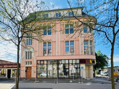 Das ehemalige Kaufhaus Magnet wird derzeit saniert und 2027 zur neuen Stadtbibliothek Wittenberge I Foto: Martin Ferch (Bild vergr&ouml;&szlig;ern)