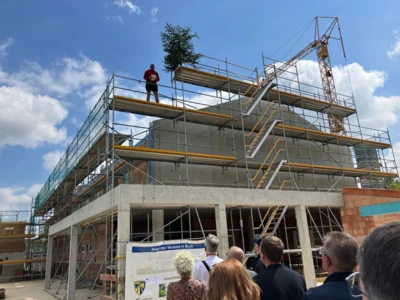 Richtfest Haus der Vereine in Buch am Erlbach (Bild vergr&ouml;&szlig;ern)