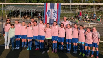 Meisterschaft perfekt! D-Juniorinnen stürmen zum Titel (Bild vergr&ouml;&szlig;ern)