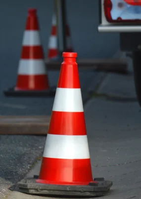 Straßensperrung (Bild vergr&ouml;&szlig;ern)