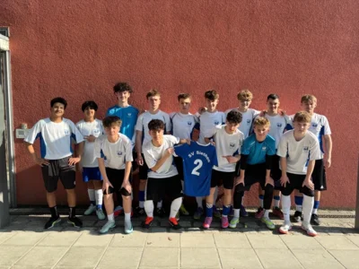 Erfolg bei der Fußball-WM der Schulen (Bild vergr&ouml;&szlig;ern)