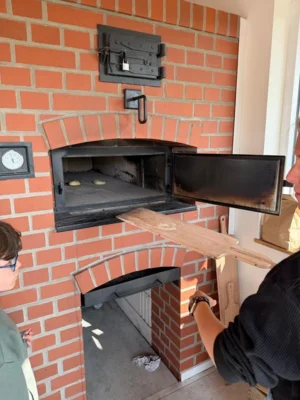 Foto zur Meldung: Im Dorfbackhaus Foto zur Meldung: Im Dorfbackhaus