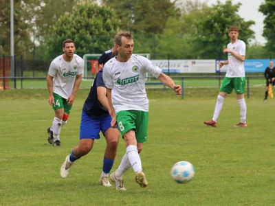 Sieg im Abstiegsduell (Bild vergr&ouml;&szlig;ern)
