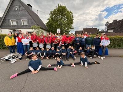 Delegation Neustadt (Dosse) beim Neustadt Treffen in Bergneustadt (Bild vergr&ouml;&szlig;ern)