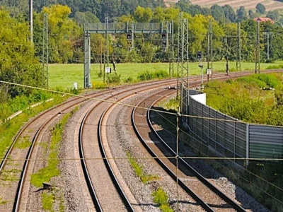 DB InfraGO saniert im Sommer die Bahnstrecke zwischen Fulda und Bebra (Bild vergr&ouml;&szlig;ern)