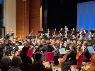 Bosch Sinfonieorchester beim Benefizkonzert 2026 in der Stadthalle in Marbach