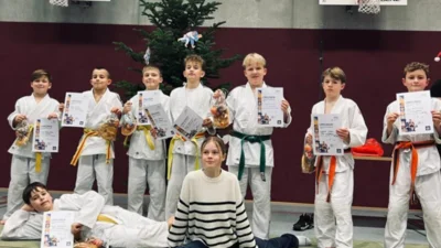 Turnierurkunden beim TG Biberach (Bild vergr&ouml;&szlig;ern)
