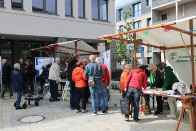 Tag der Städtebauförderung  - Ein buntes Fest mit Rundgängen und regem Austausch (Bild vergr&ouml;&szlig;ern)
