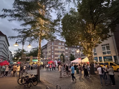Wein- und Biermeile in Wittenberge I Foto: Marius Göttsching (Bild vergr&ouml;&szlig;ern)