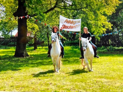 670 Jahre Streckenthin werden am 20. Juni mit einem bunten Programm gefeiert, unter anderem mit der Reitsportgemeinschaft Pritzwalk. Foto: Privat (Bild vergr&ouml;&szlig;ern)