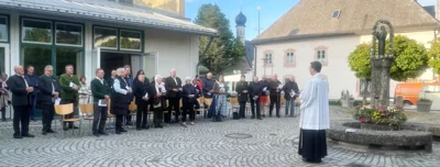 Meldung: Bayernbund-Maiandacht an der Priener Mariensäule
