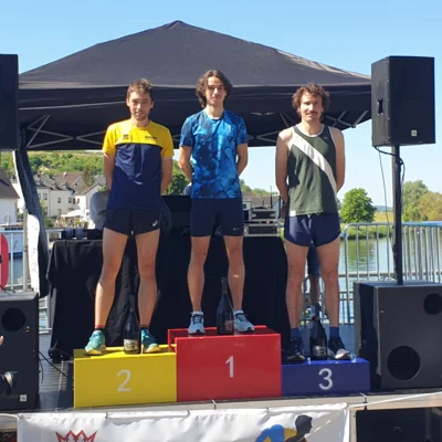 Andreas Keil-Forneck (re) holt Podestplatz drei beim Low Point Run