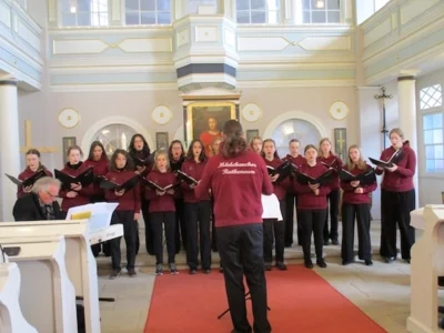 Meldung: Mädchenchor eröffnete den Kraftsdorfer Musiksommer am 26.04.2026