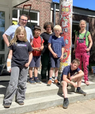 Ein Mosaik für den Schuleingang