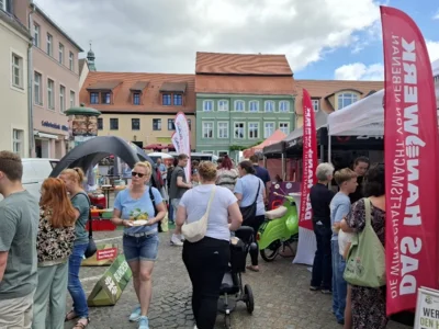 Ausbildungsmesse „Level Up“ bringt Unternehmen, Jugendliche und Familien zusammen