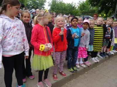 Buntes Kinderfest zum Kindertag an unserer Grundschule (Bild vergr&ouml;&szlig;ern)